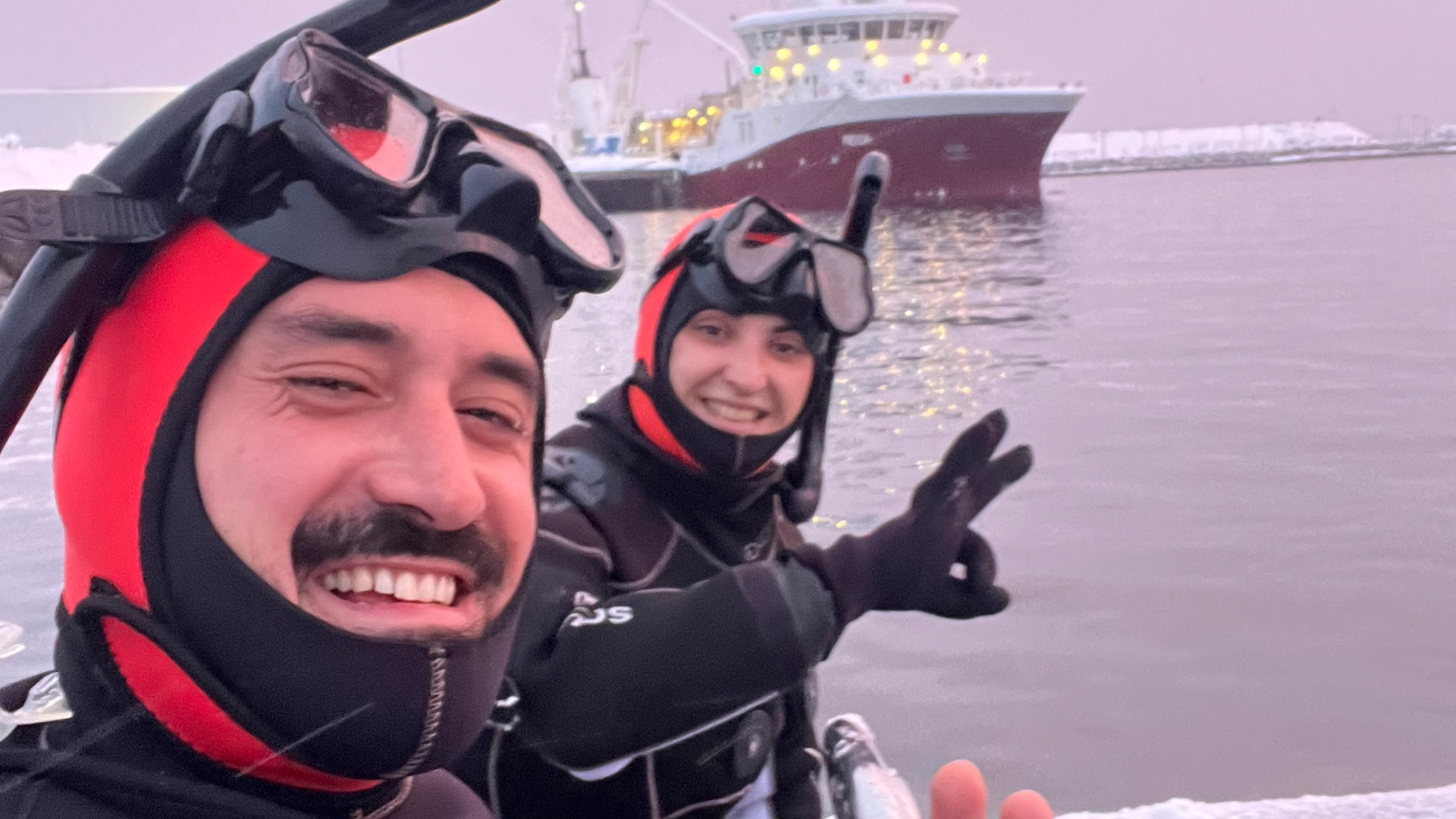 baño en el ártico durante el viaje a Tromsø & Skjervøy